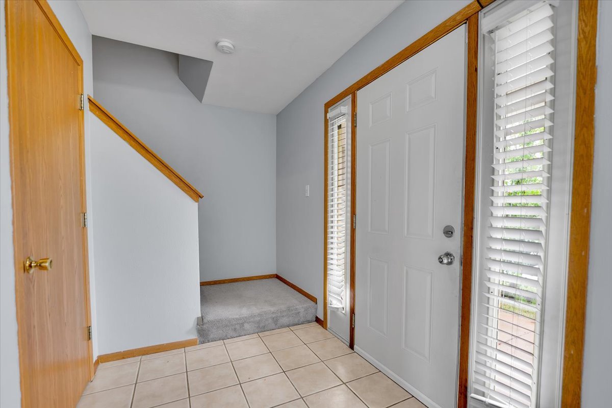 6621 Samantha Lane, Rockford, IL 61107