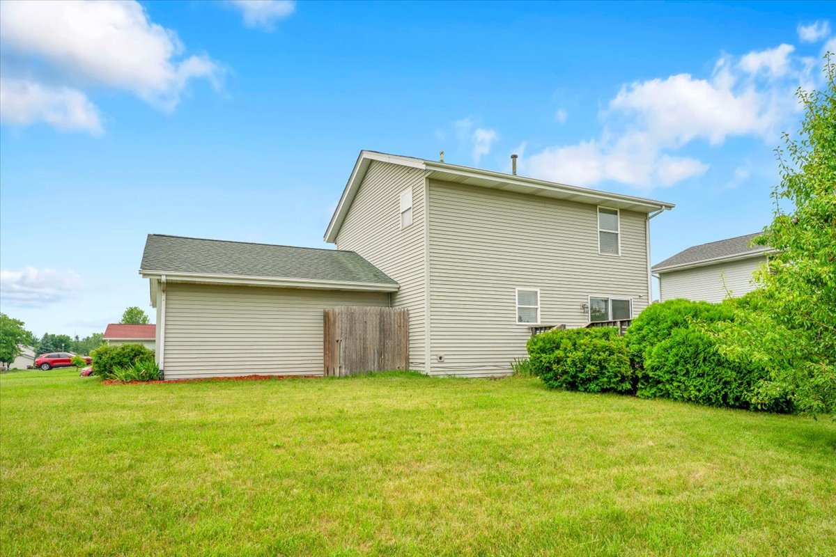 6621 Samantha Lane, Rockford, IL 61107