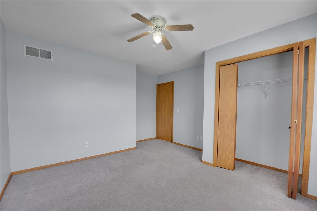 6621 Samantha Lane, Rockford, IL 61107