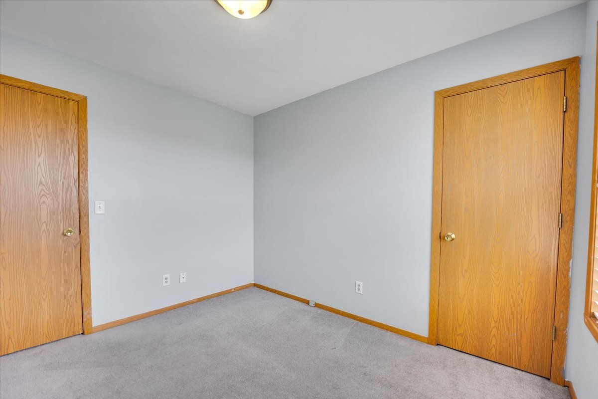 6621 Samantha Lane, Rockford, IL 61107