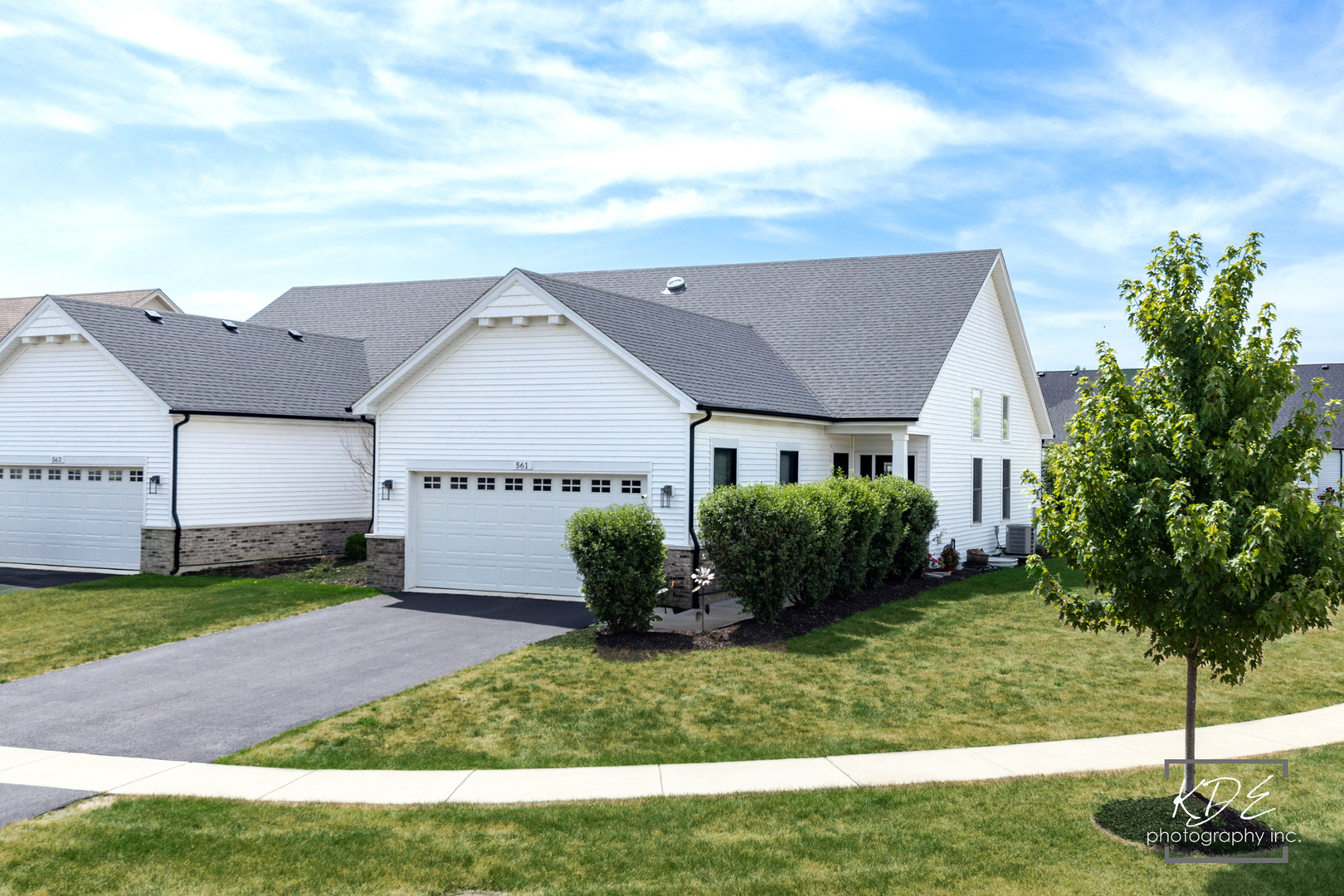 561 Sudbury Circle, Oswego, IL 60543