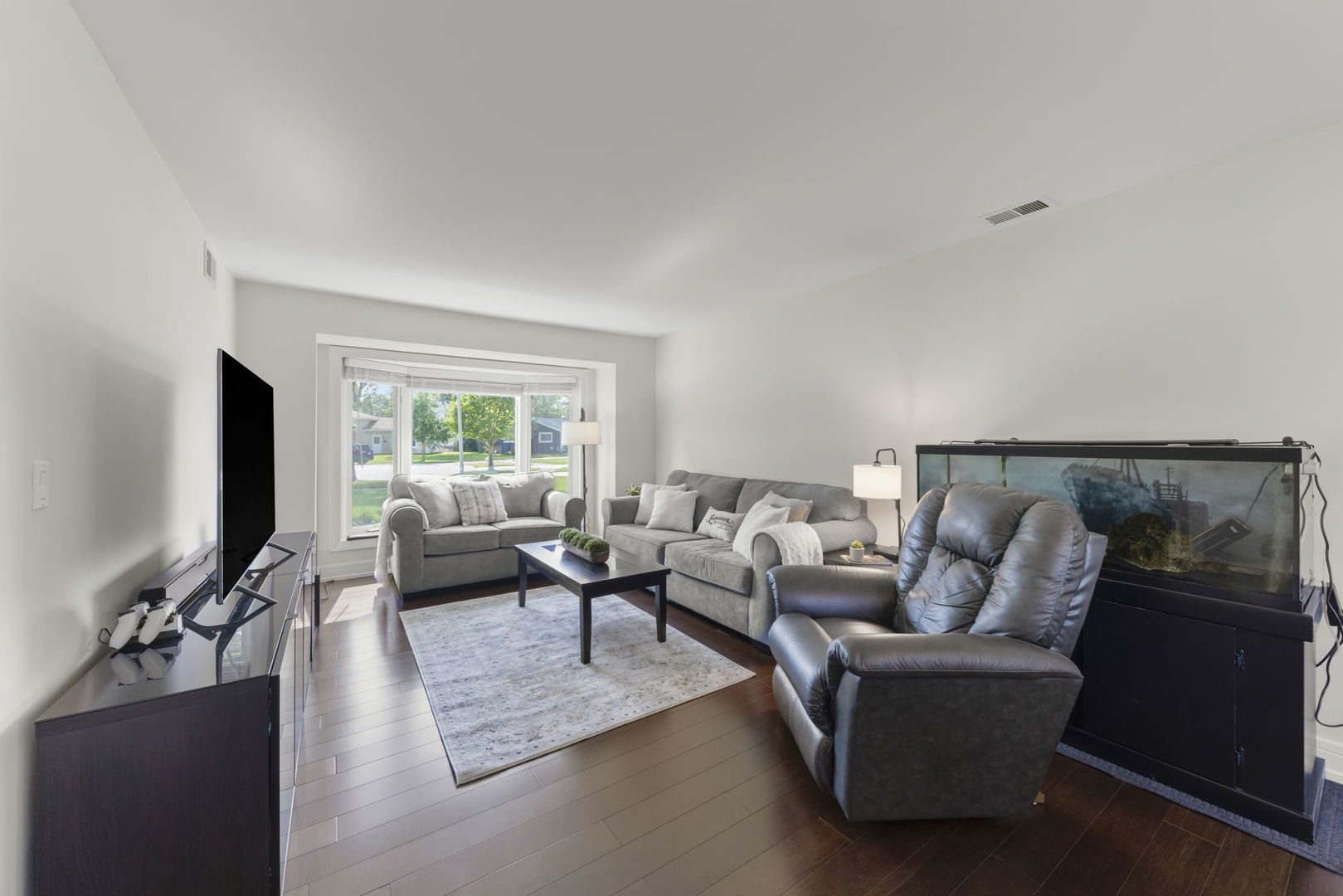 1061 Daniel Court, Lombard, IL 60148