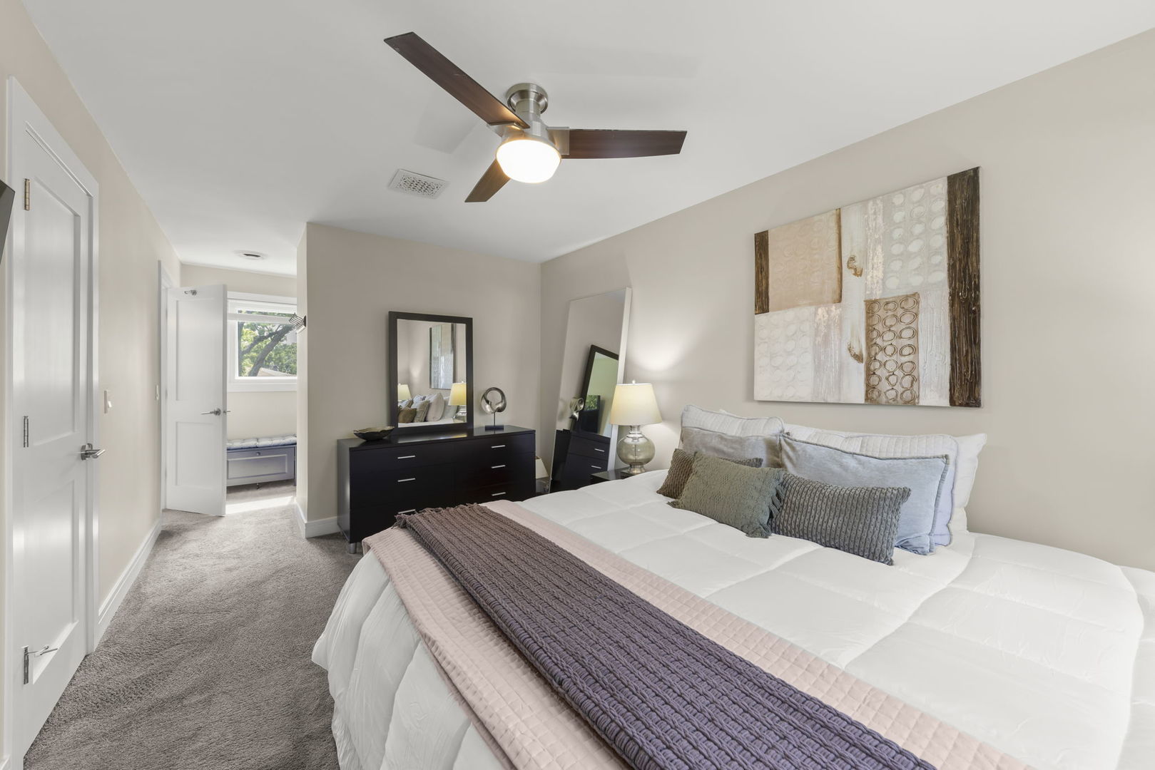 1061 Daniel Court, Lombard, IL 60148