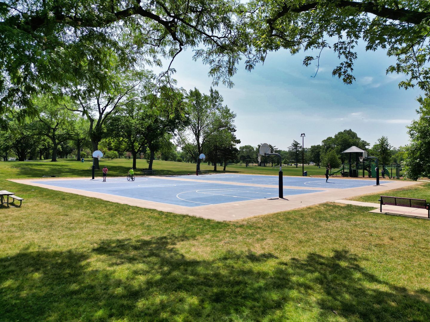 1061 Daniel Court, Lombard, IL 60148