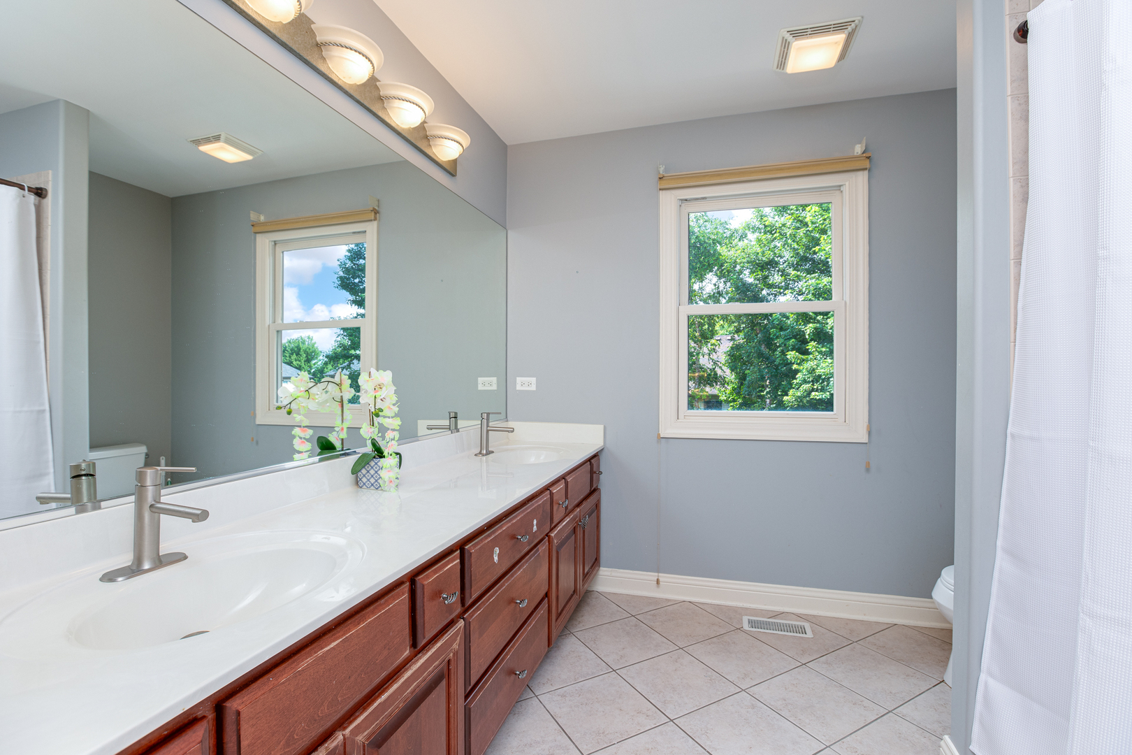 2412 SPARTINA Lane, Naperville, IL 60564