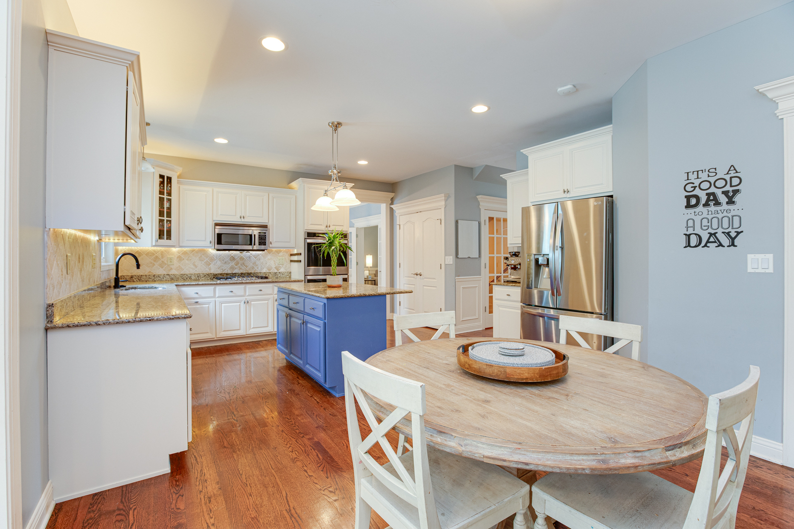 2412 SPARTINA Lane, Naperville, IL 60564