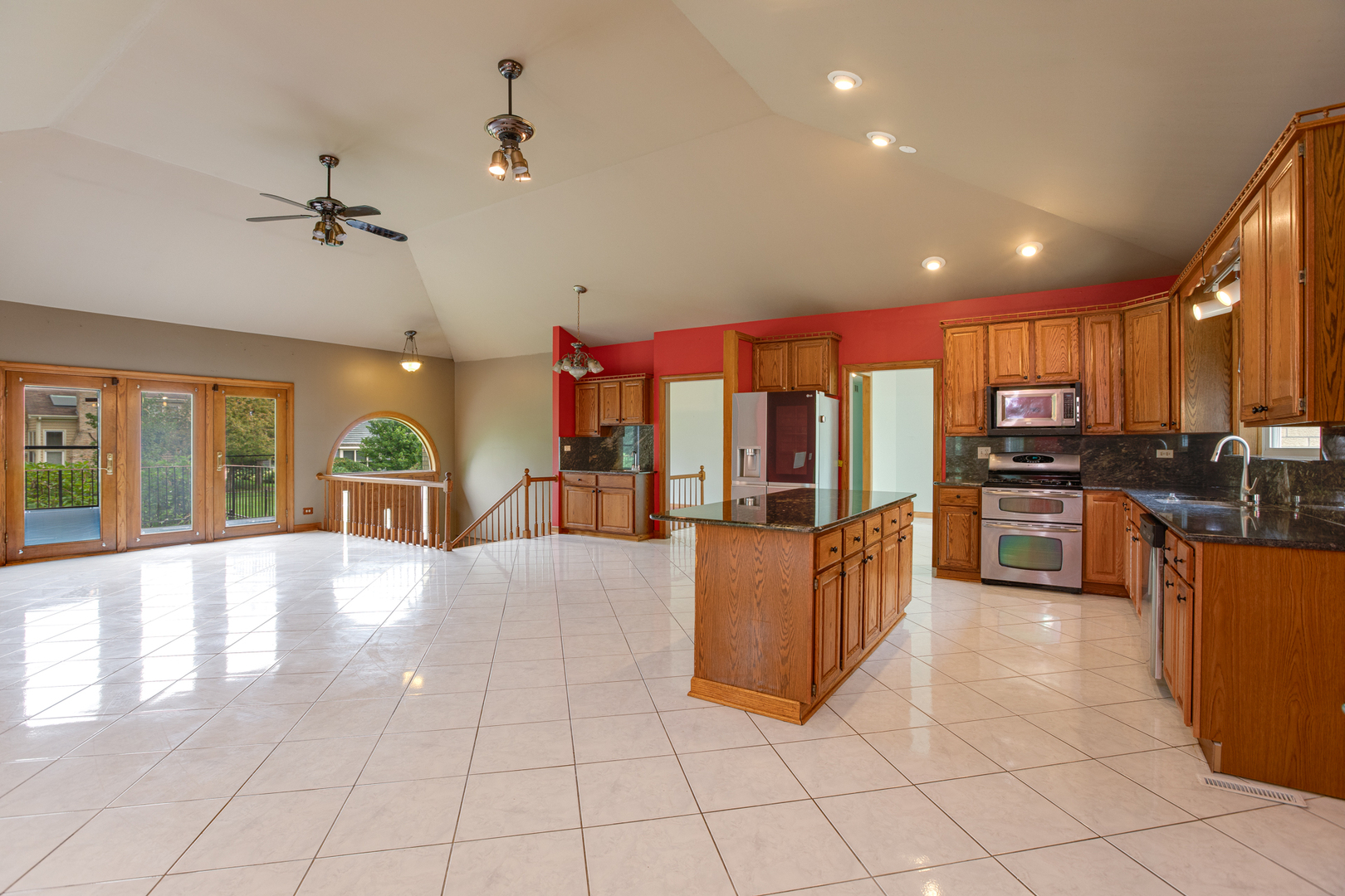 29W354 Beech Court, West Chicago, IL 60185
