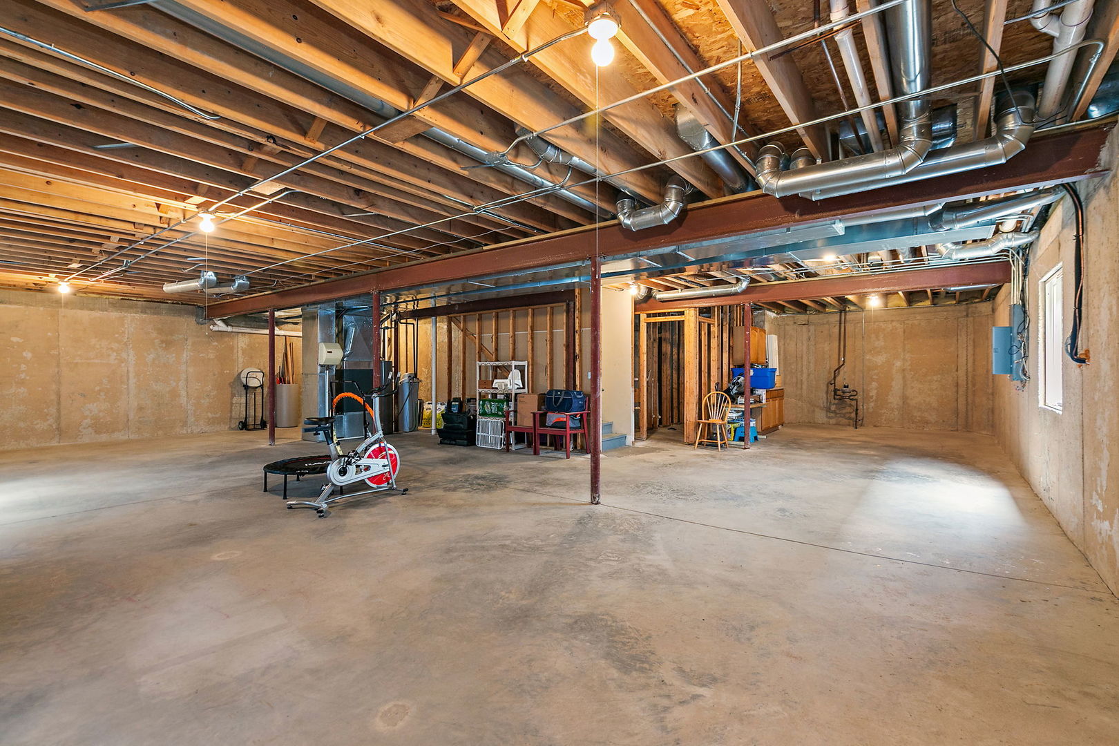 806 VIEWPOINTE Drive, St. Charles, IL 60174