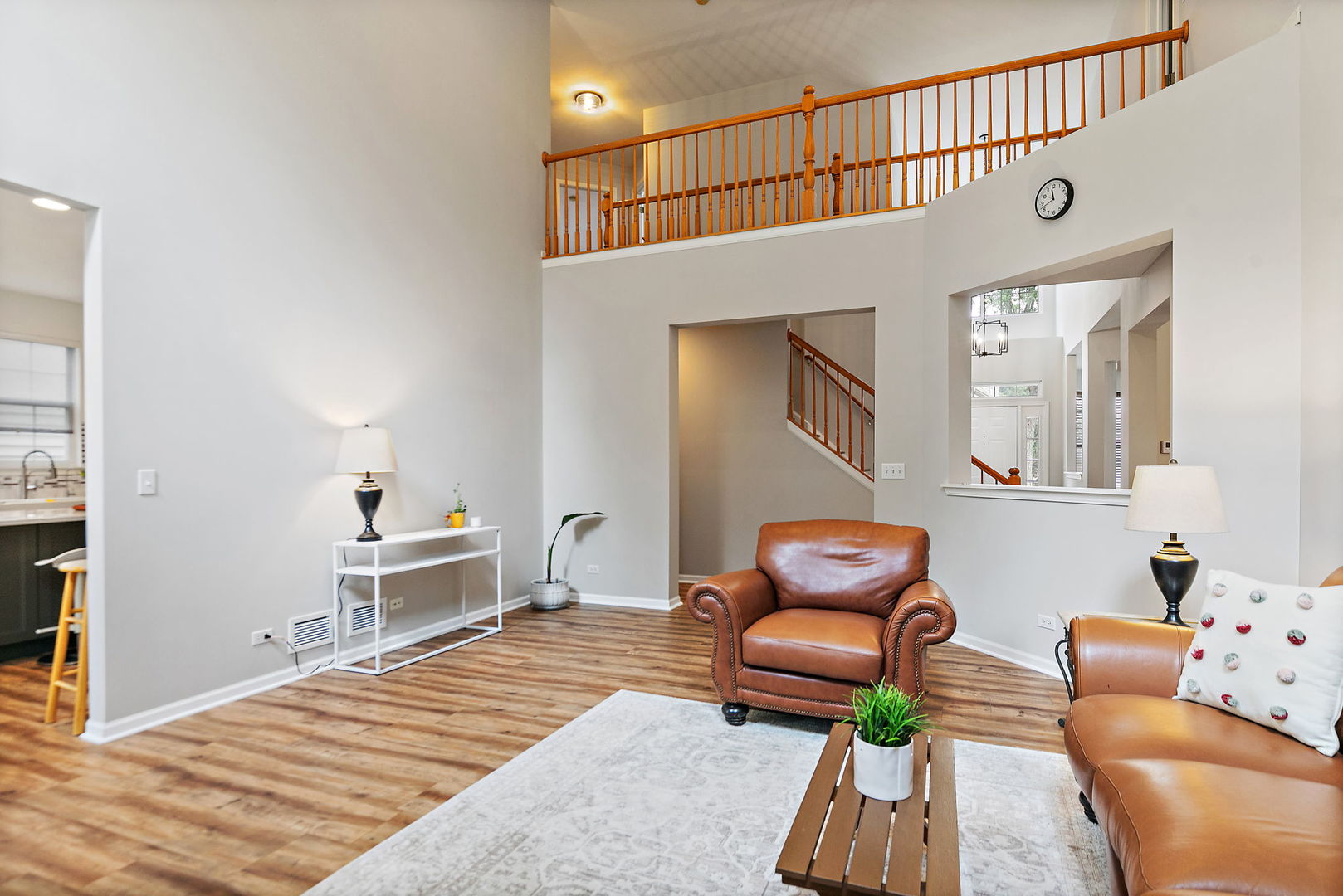 806 VIEWPOINTE Drive, St. Charles, IL 60174