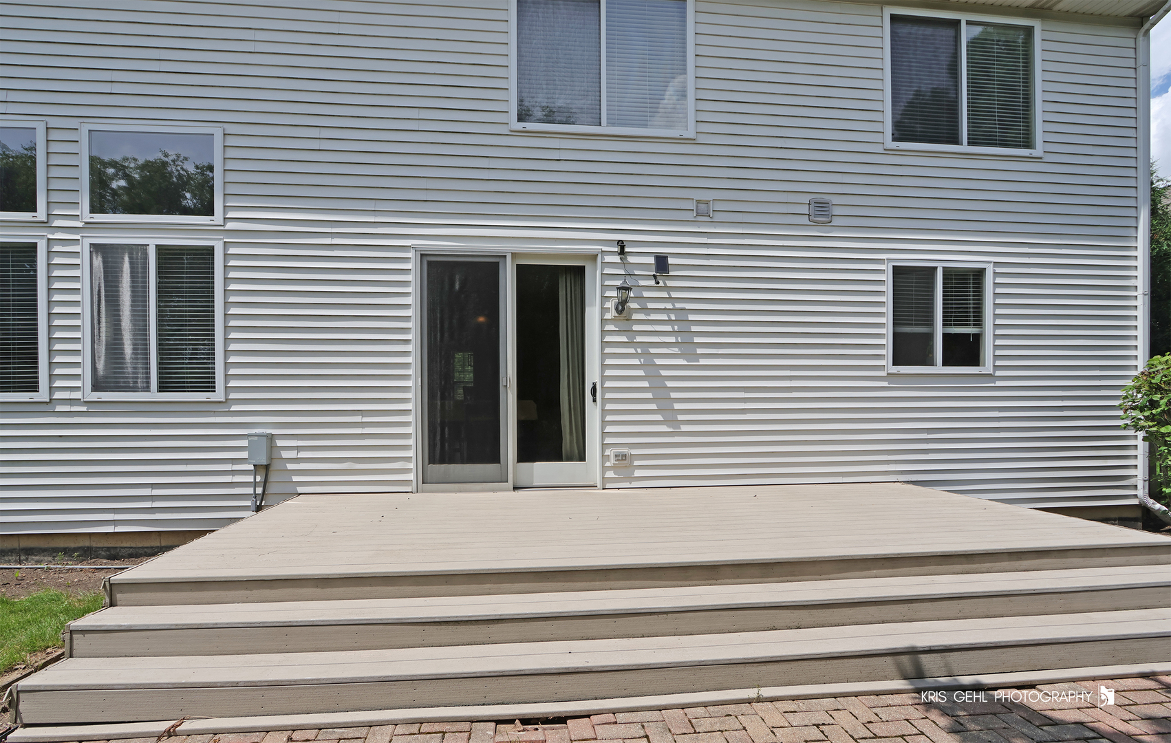 3100 Farmington Drive, Lindenhurst, IL 60046