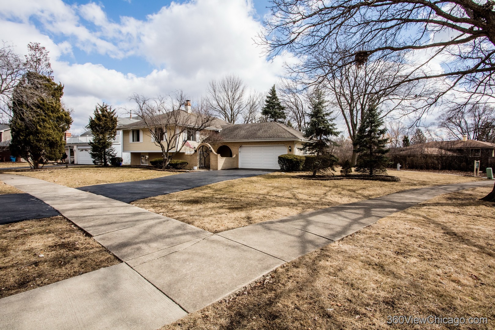 3273 Drew Street, Downers Grove, IL 60515