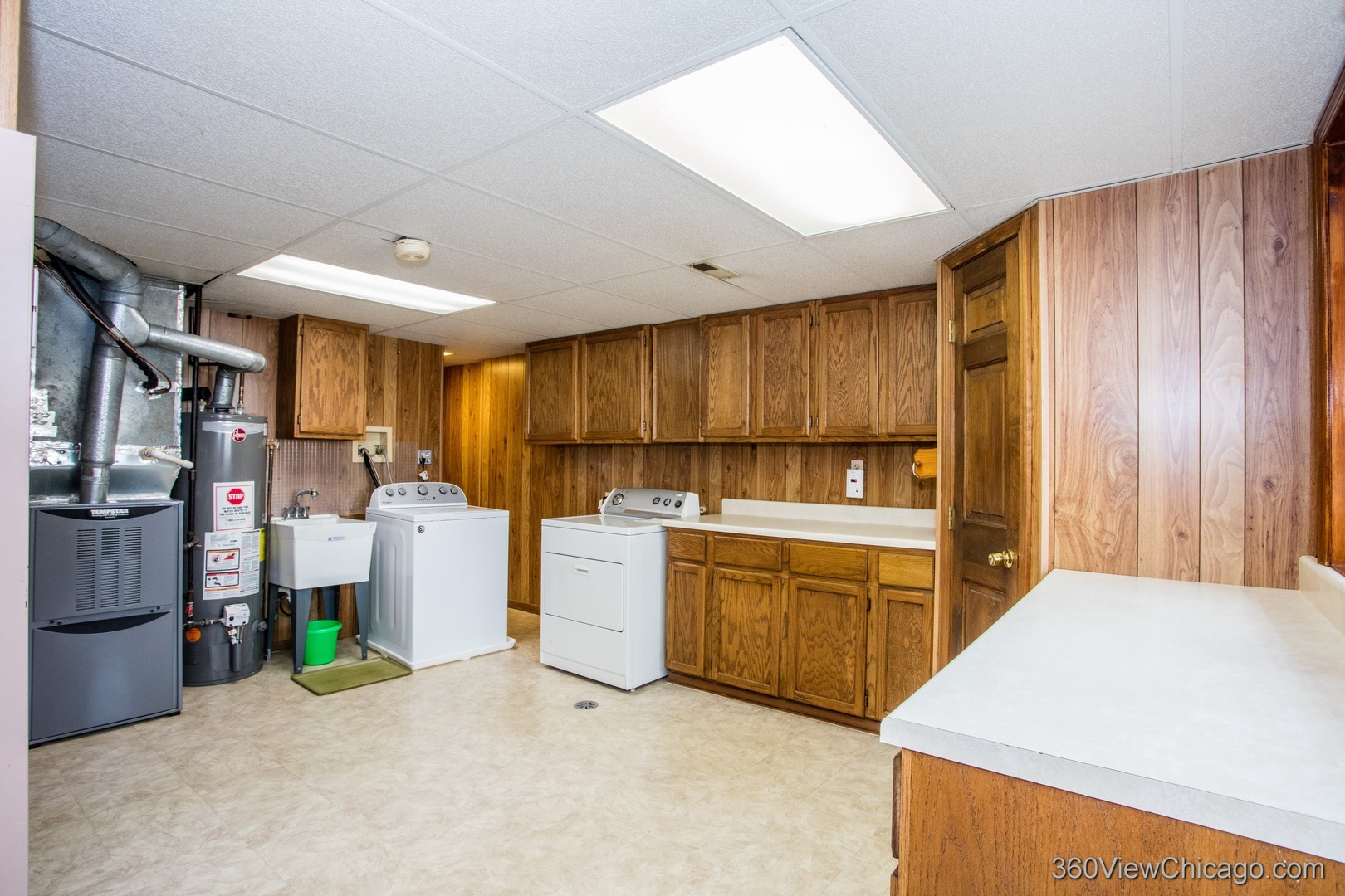 3273 Drew Street, Downers Grove, IL 60515