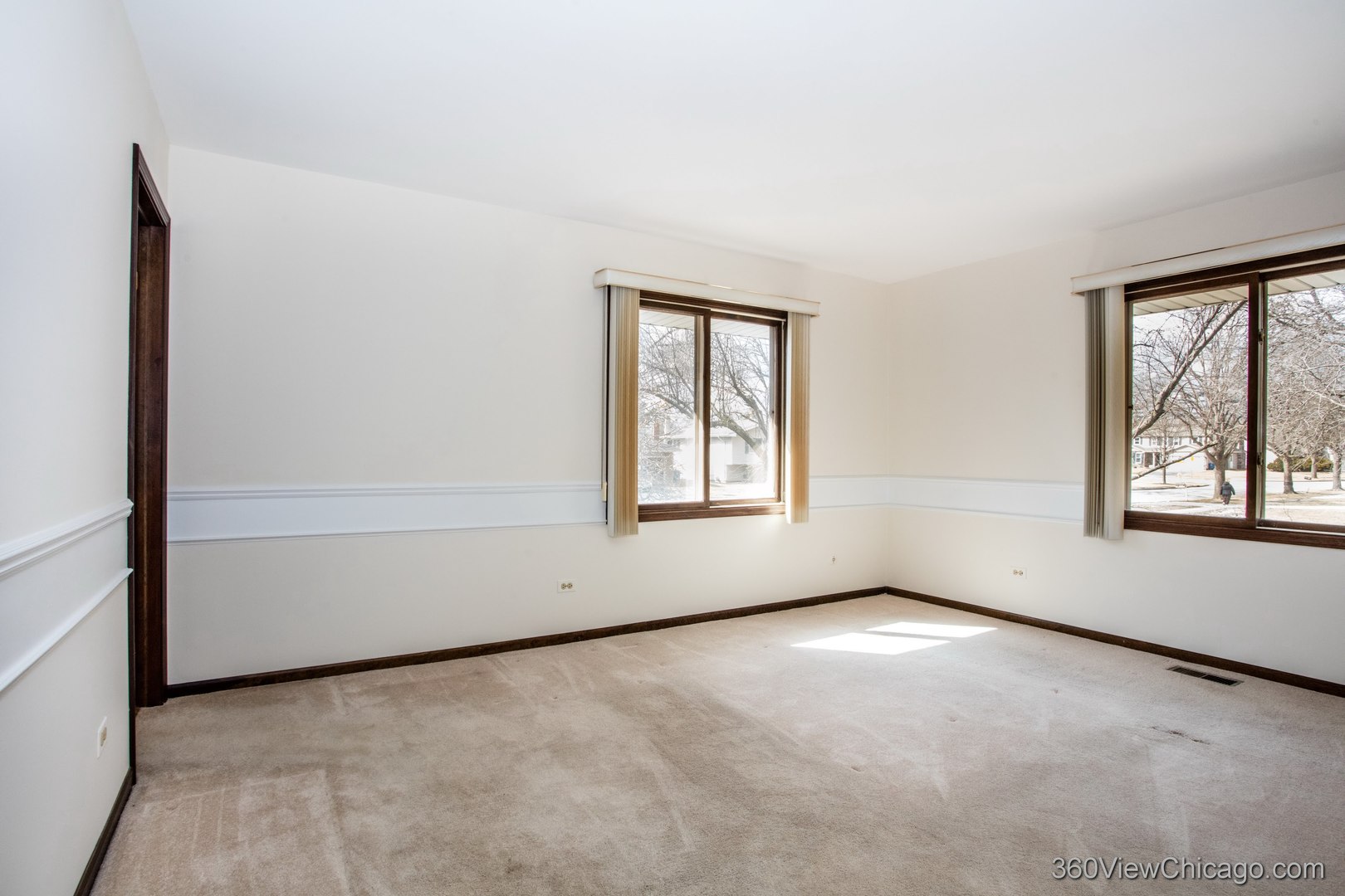 3273 Drew Street, Downers Grove, IL 60515