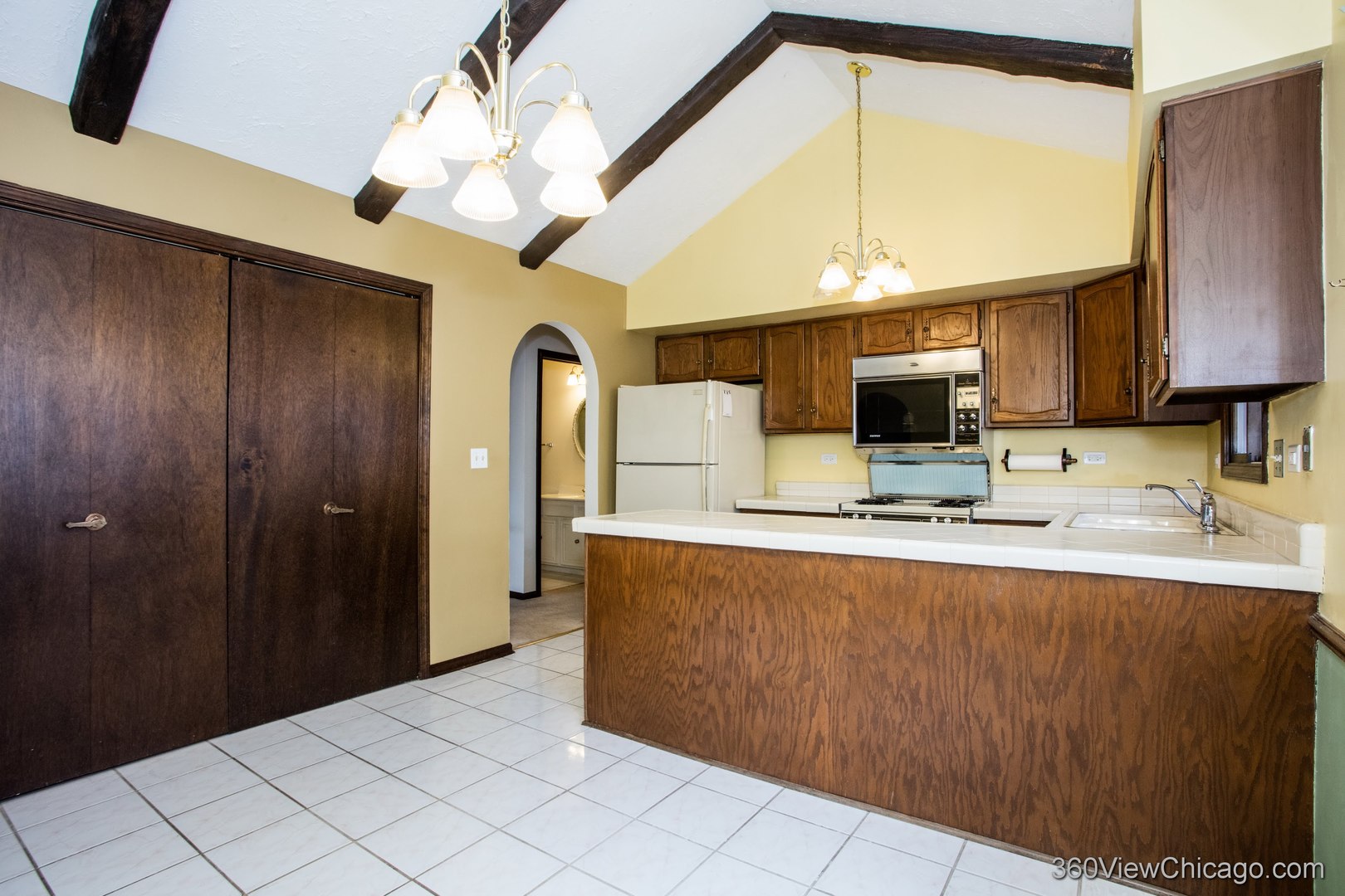 3273 Drew Street, Downers Grove, IL 60515