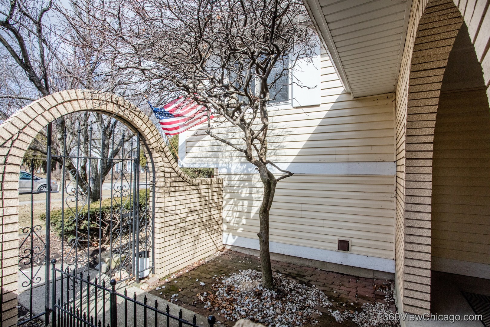 3273 Drew Street, Downers Grove, IL 60515