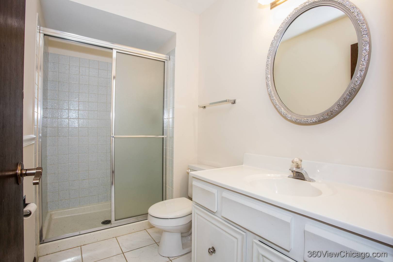 3273 Drew Street, Downers Grove, IL 60515