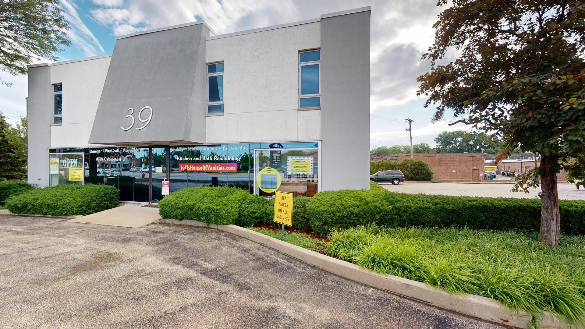 39 S Milwaukee Avenue, Wheeling, IL 60090
