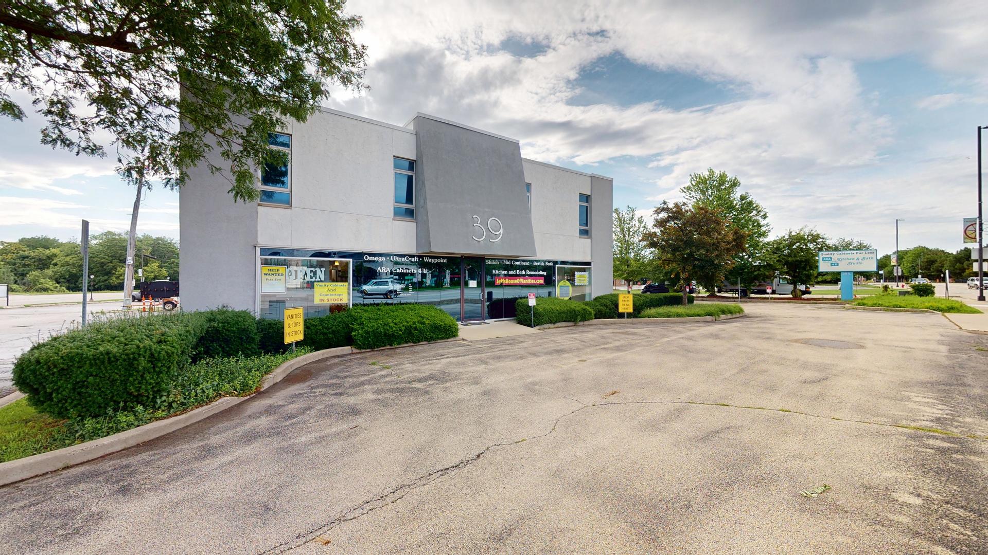 39 S Milwaukee Avenue, Wheeling, IL 60090