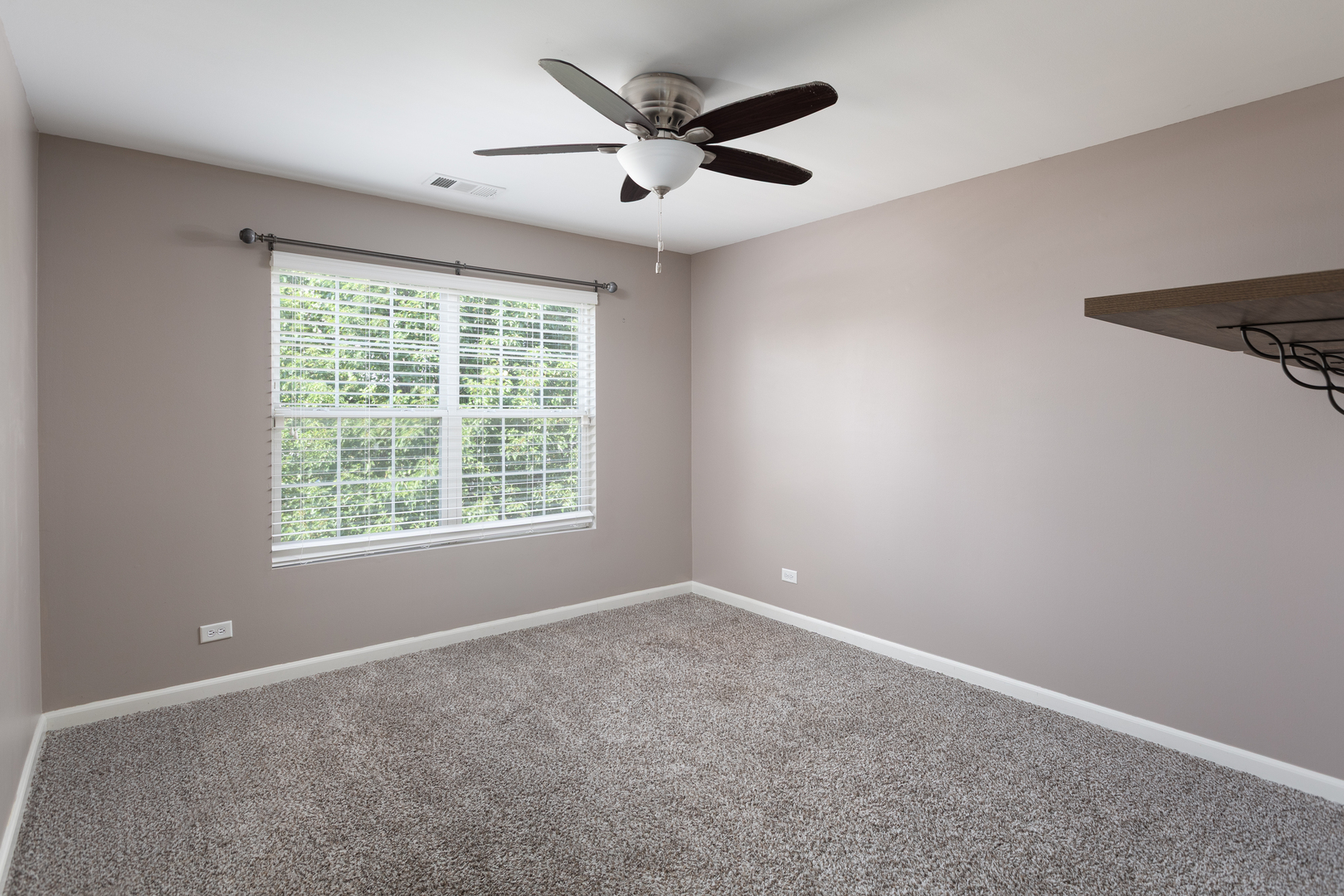 395 Cascade Lane #0, Oswego, IL 60543