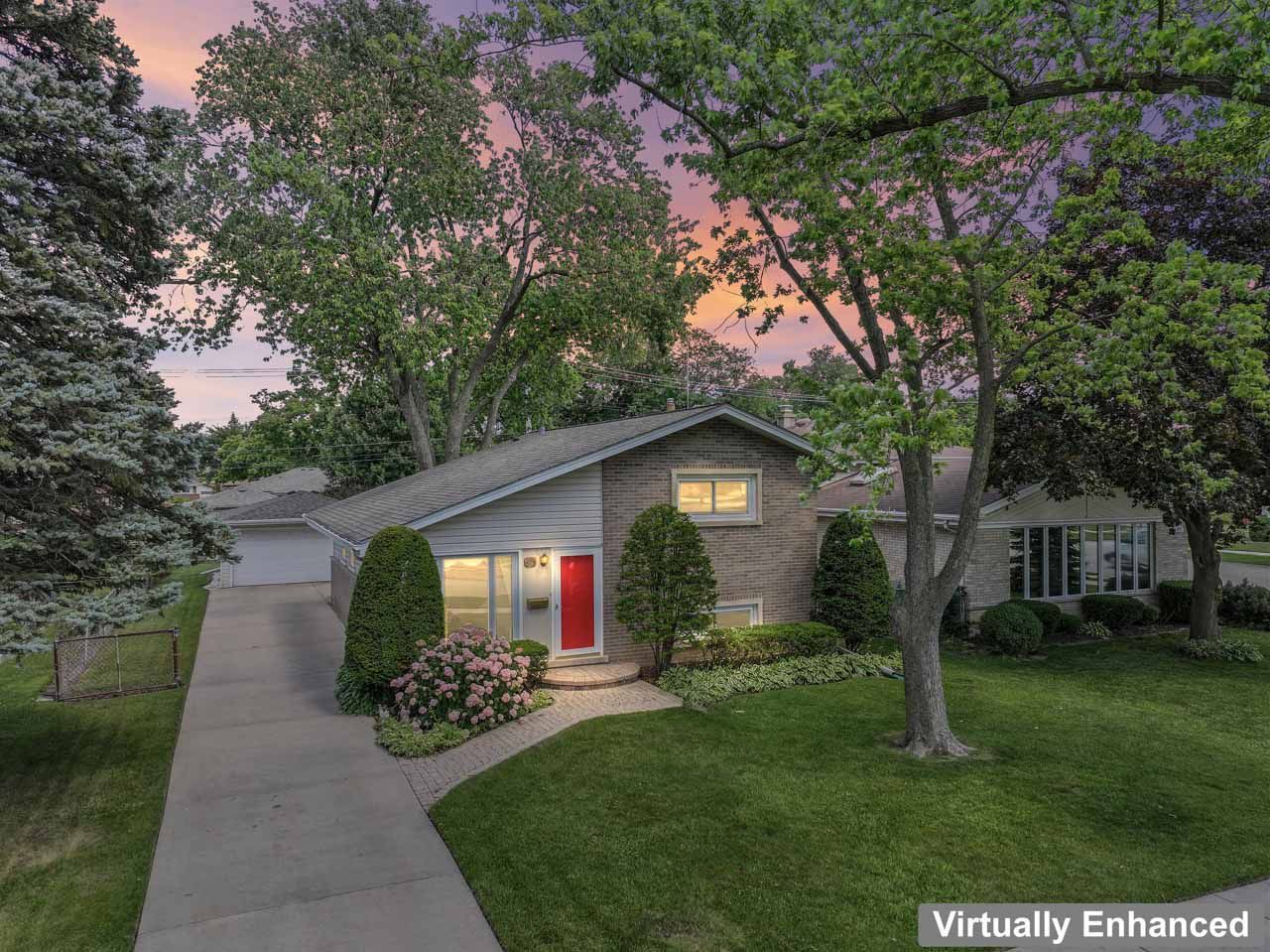 603 N Pine Street, Mount Prospect, IL 60056