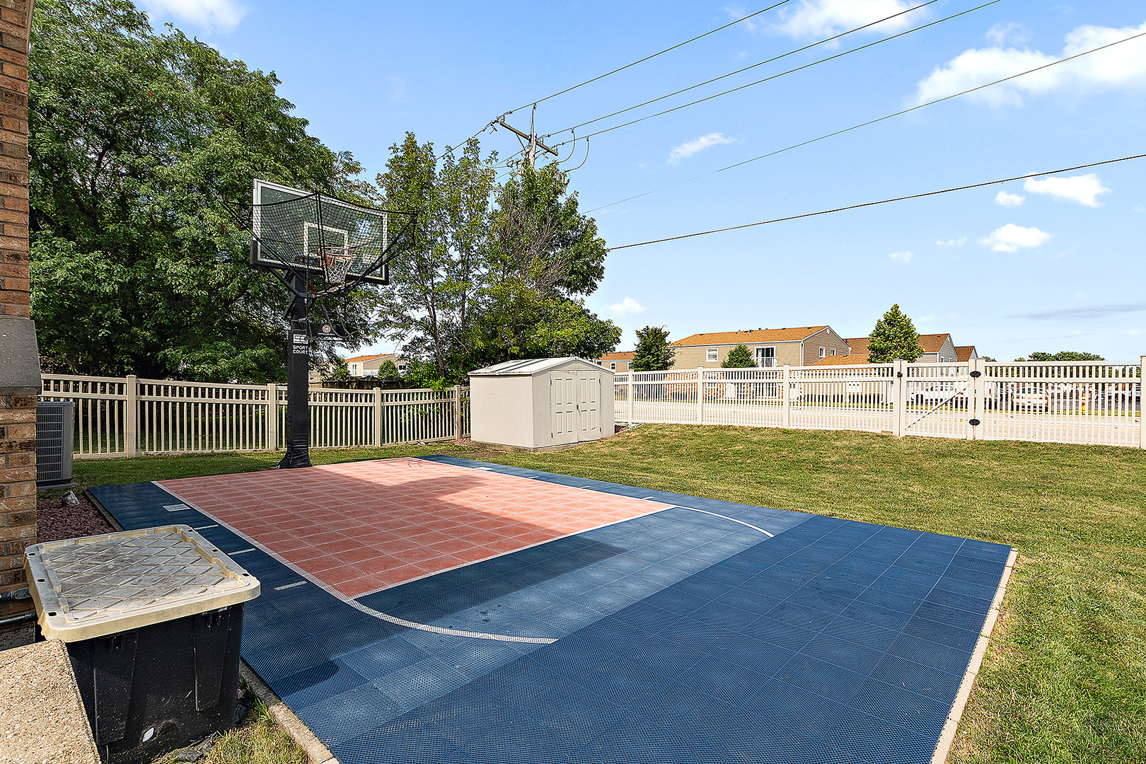 16401 Prairie Drive, Tinley Park, IL 60477