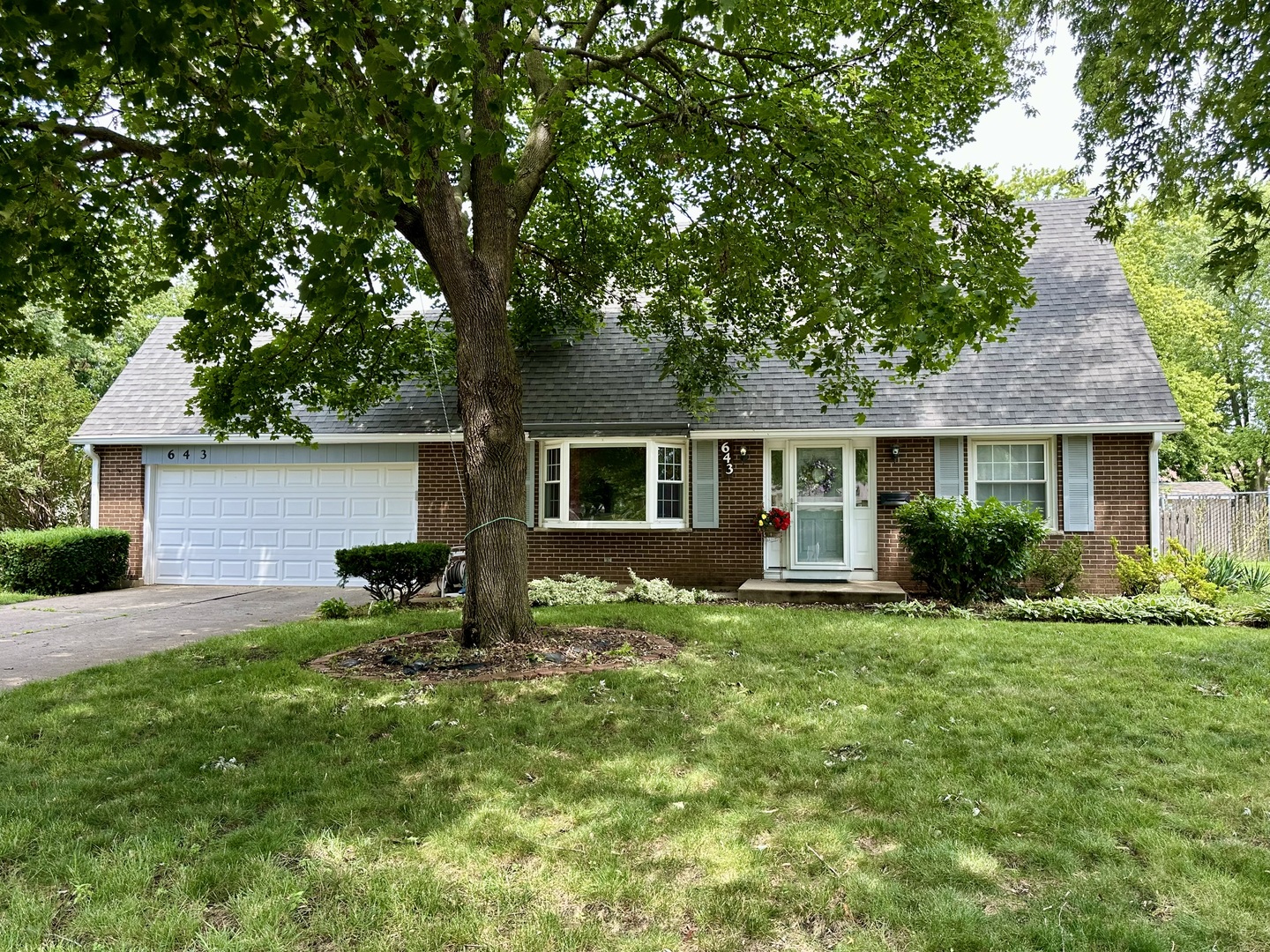 643 Darlington Lane, Crystal Lake, IL 60014