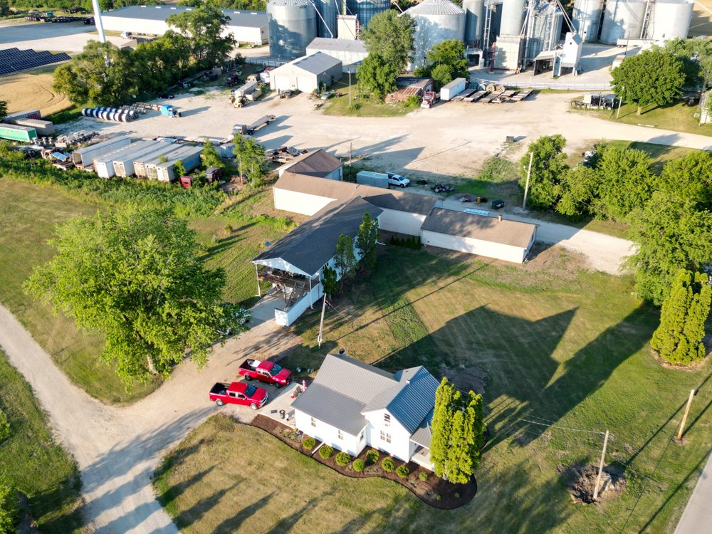 21820 W Railroad Street, Marengo, IL 60152