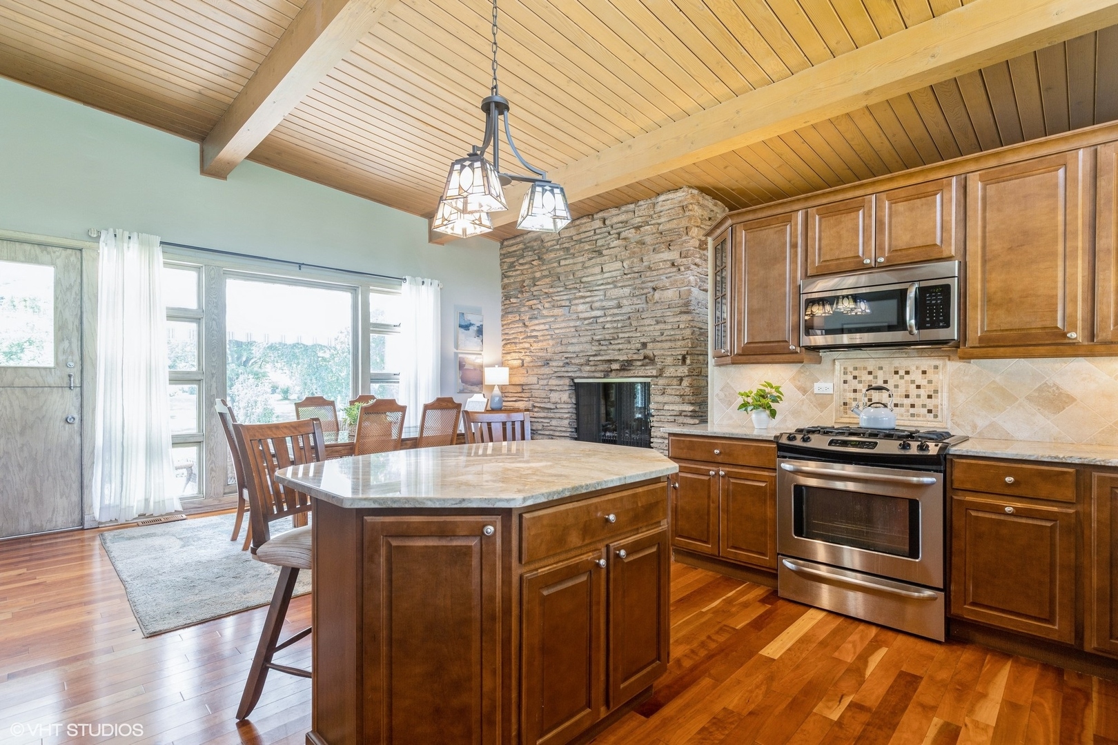 347 Park Drive, Palatine, IL 60067