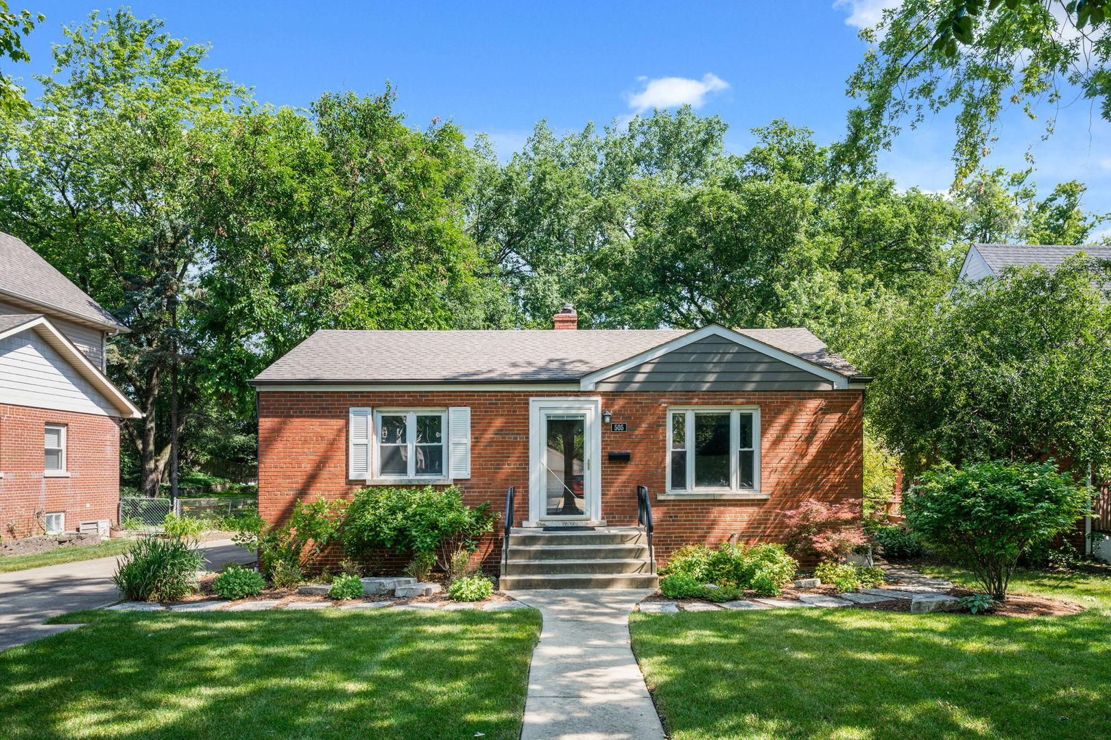 505 W Alexander Boulevard, Elmhurst, IL 60126
