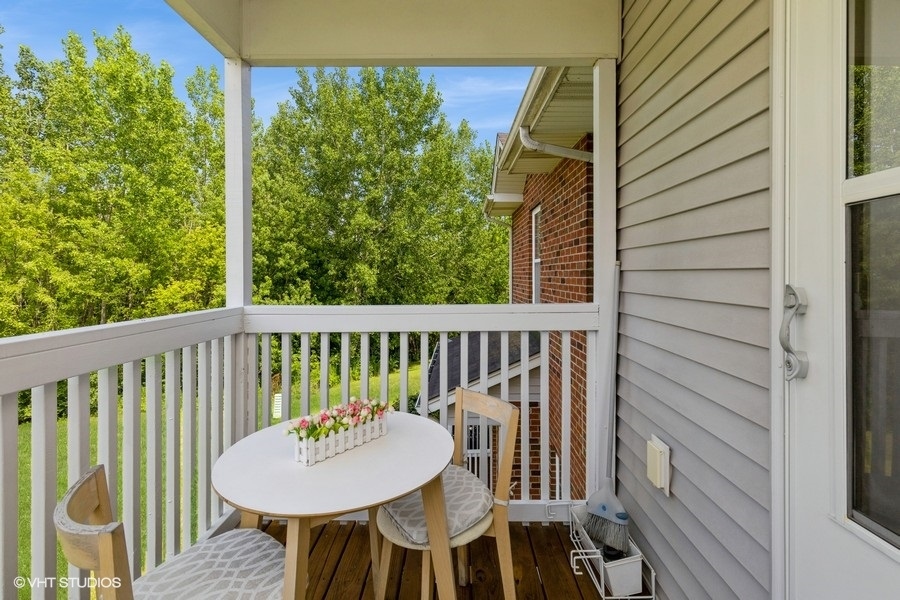 101 Stoneshire Court #A, Hampshire, IL 60140