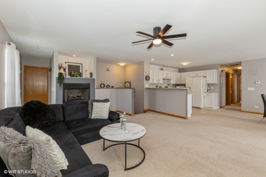 101 Stoneshire Court #A, Hampshire, IL 60140