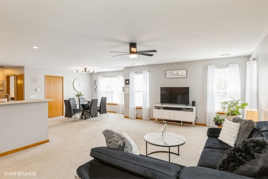 101 Stoneshire Court #A, Hampshire, IL 60140