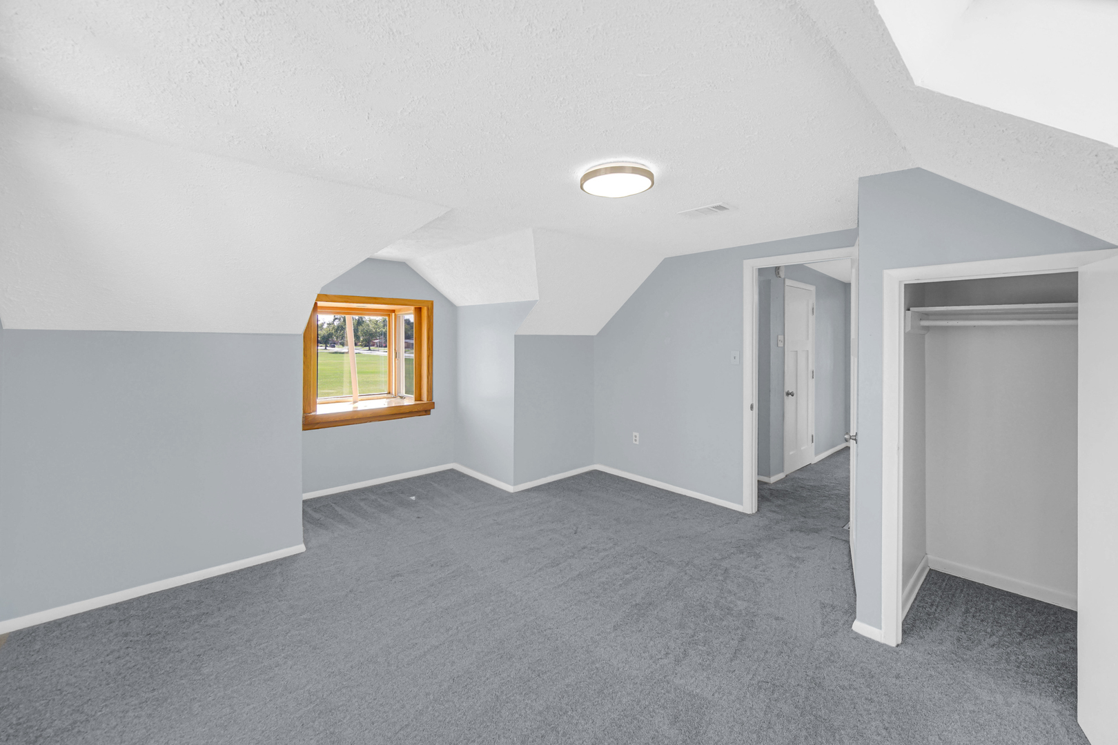 275 Frederick Drive, Chicago Heights, IL 60411