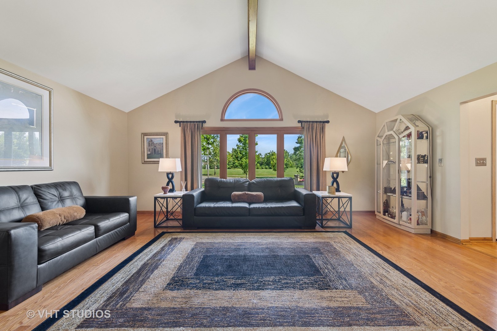 1325 Westminster Drive, Woodridge, IL 60517