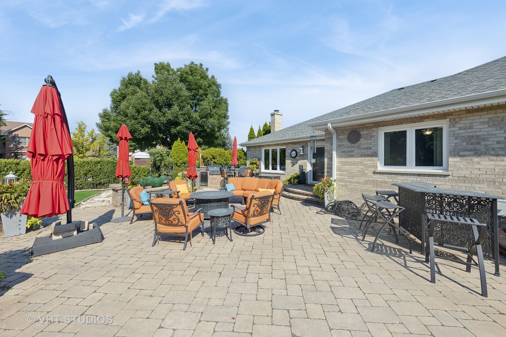 1325 Westminster Drive, Woodridge, IL 60517