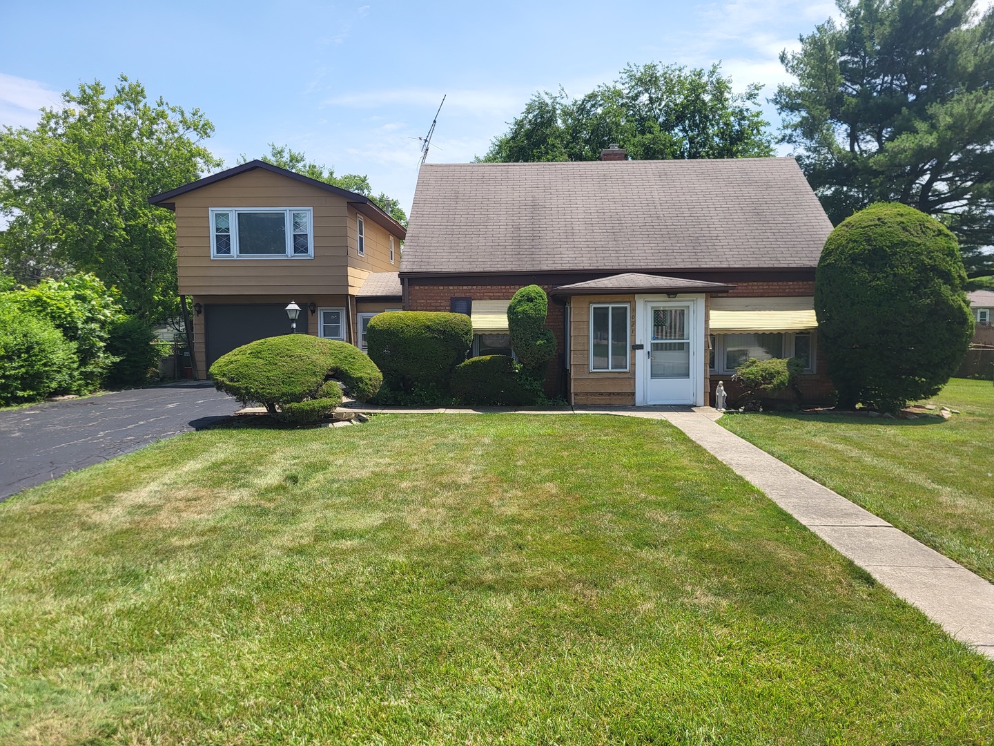 3021 N Prater Avenue, Melrose Park, IL 60164