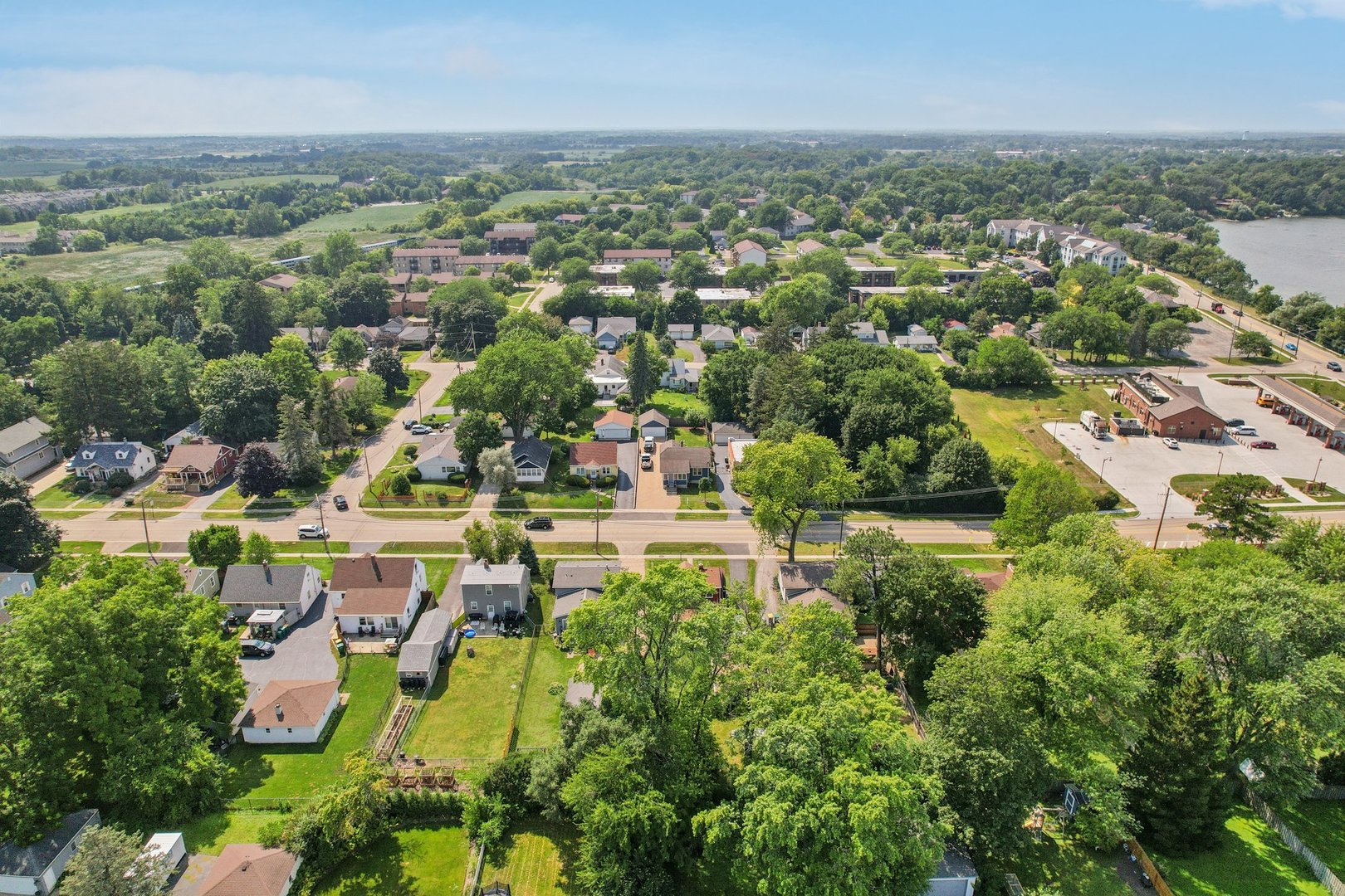 344 S Lake Street, Grayslake, IL 60030