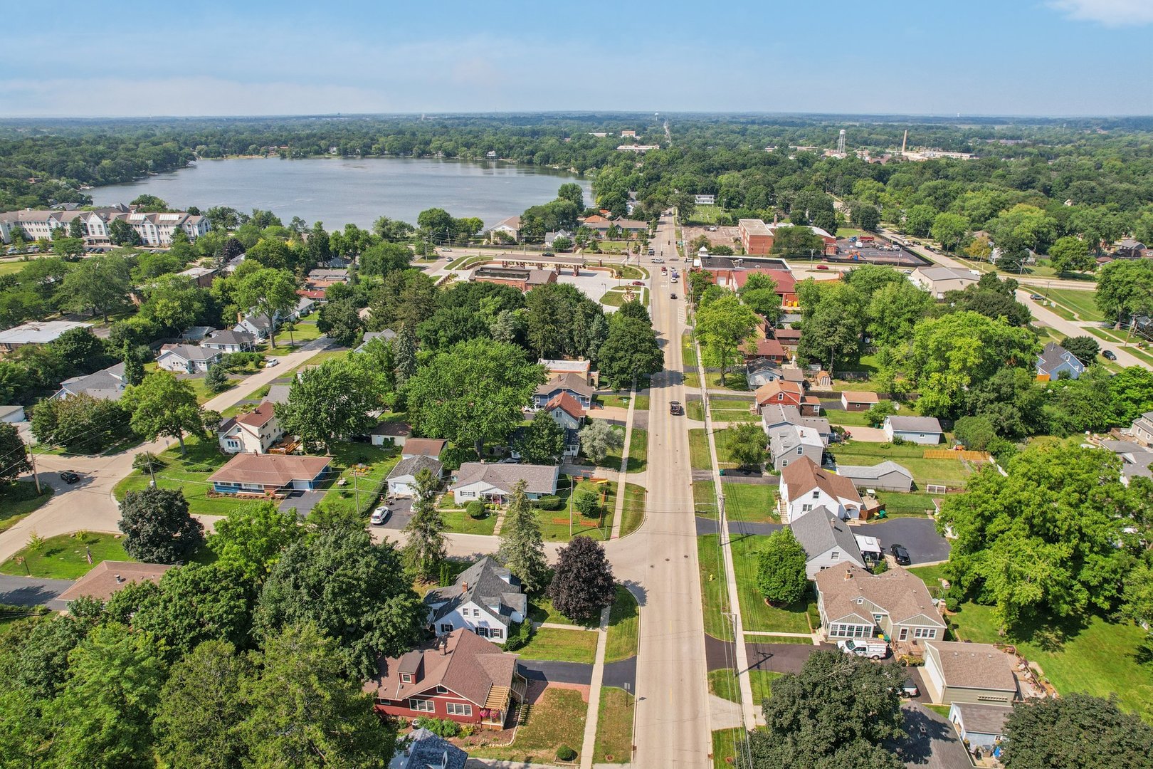 344 S Lake Street, Grayslake, IL 60030