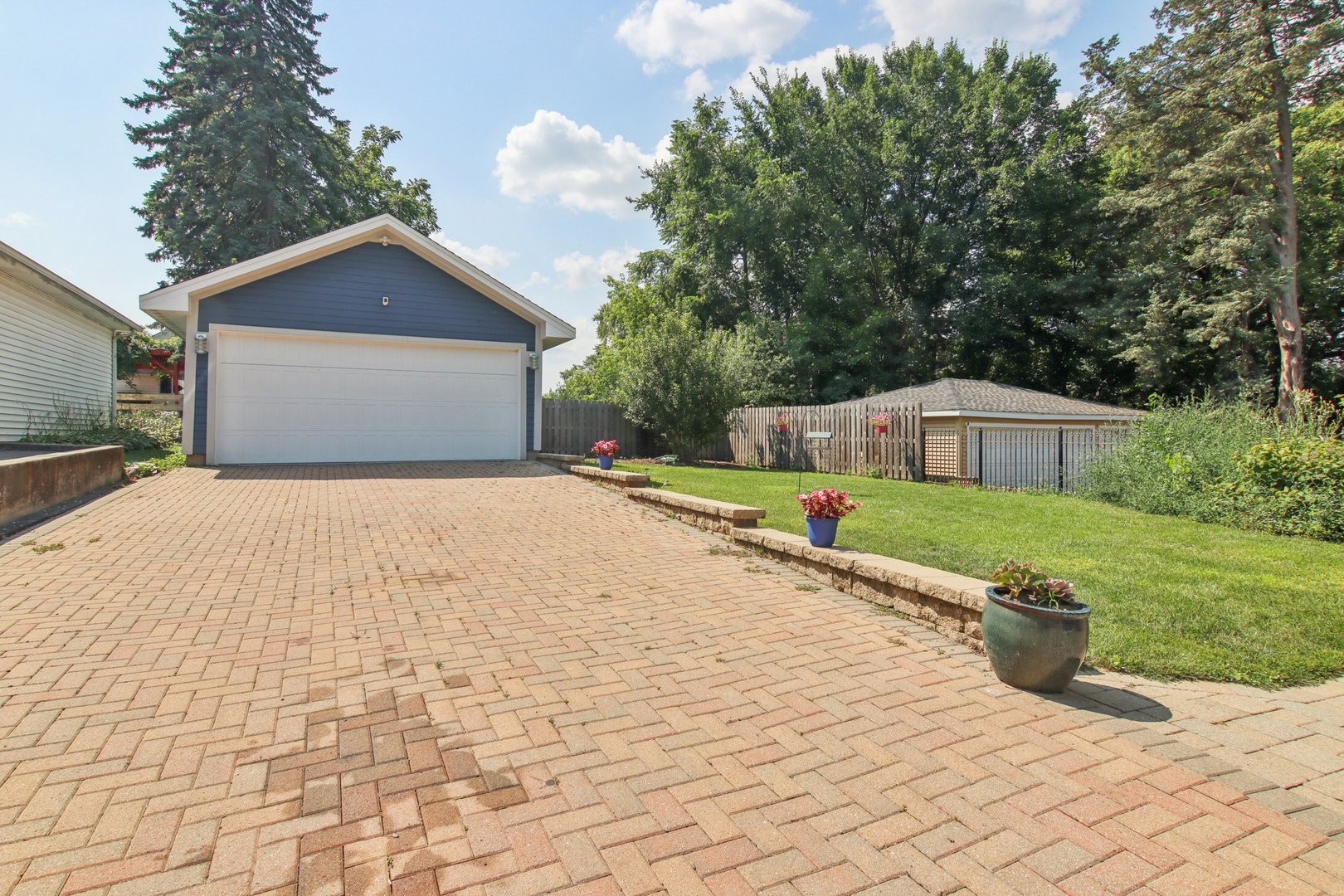 344 S Lake Street, Grayslake, IL 60030