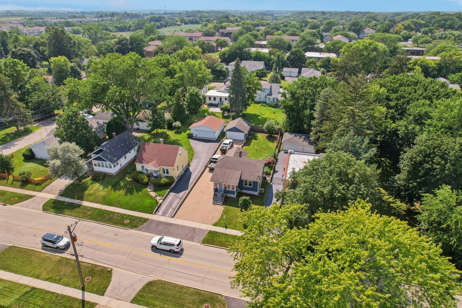 344 S Lake Street, Grayslake, IL 60030