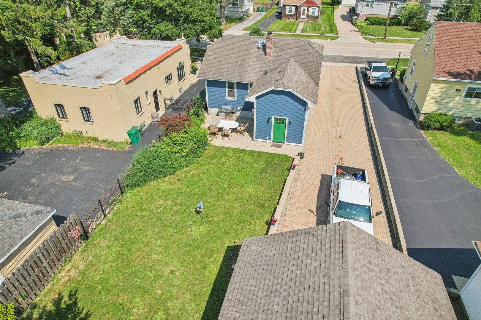 344 S Lake Street, Grayslake, IL 60030