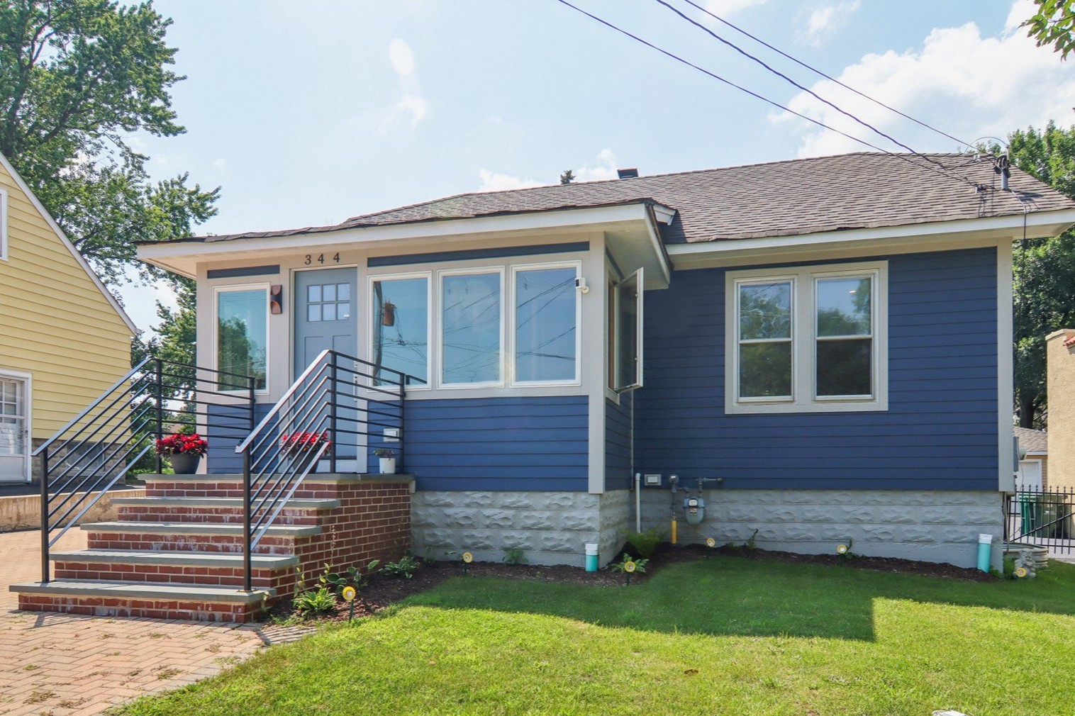 344 S Lake Street, Grayslake, IL 60030