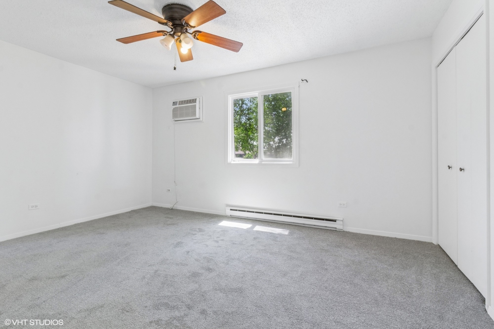 214 Madison Street #3A, Joliet, IL 60435