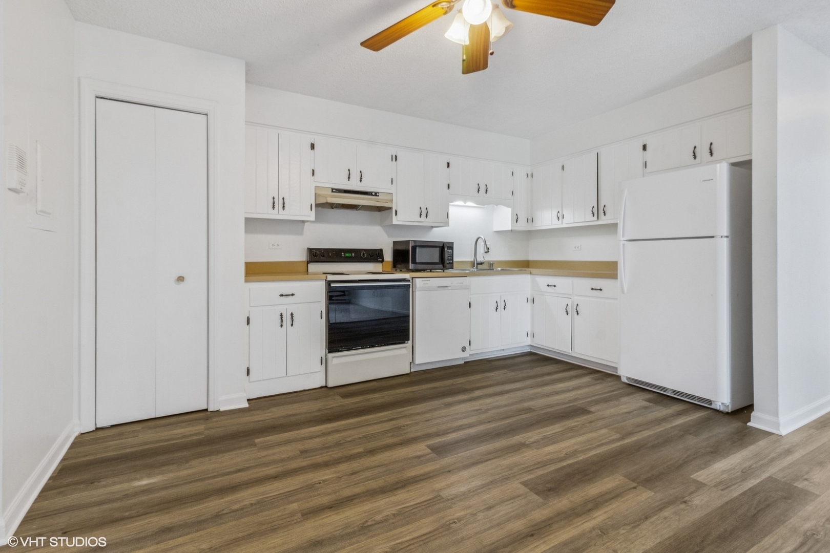 214 Madison Street #3A, Joliet, IL 60435