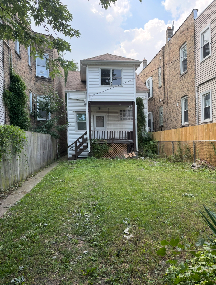 3911 N Saint Louis Avenue, Chicago, IL 60618