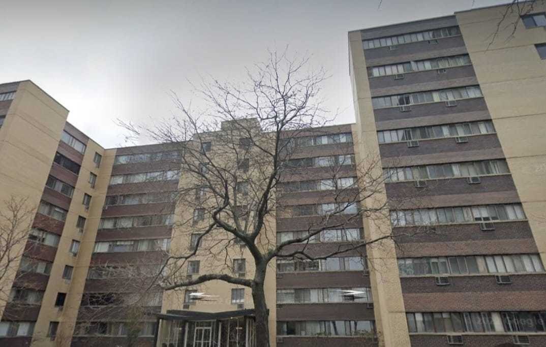 6300 N Sheridan Road #517, Chicago, IL 60660