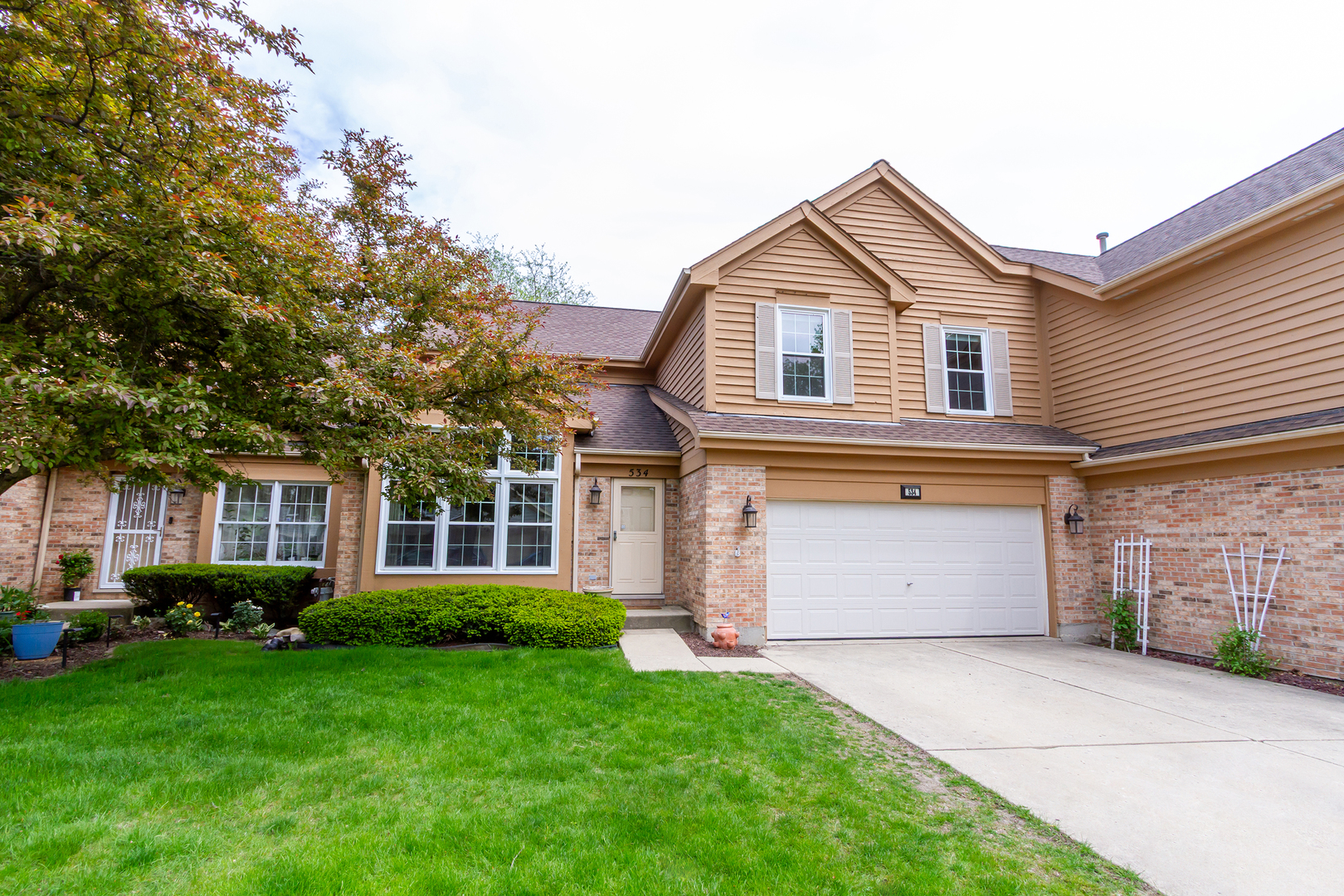 534 Philip Drive, Bartlett, IL 60103