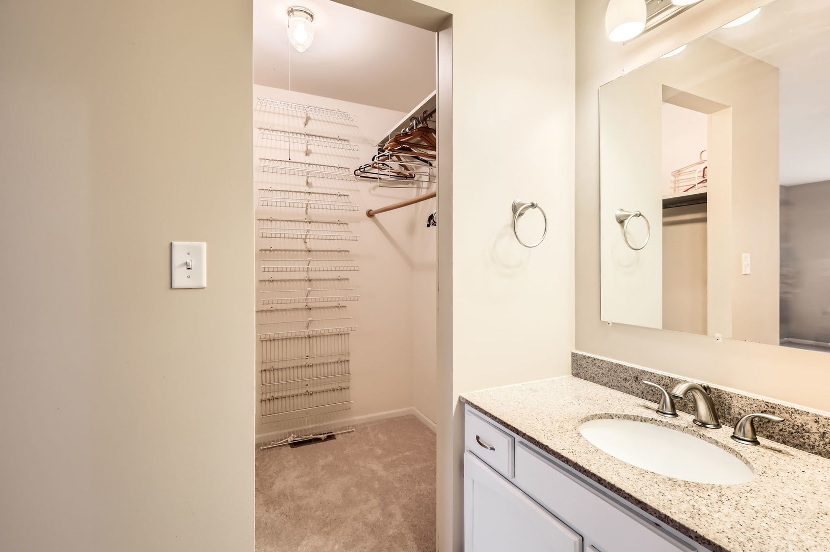 753 CANDLERIDGE Court #D1, Bartlett, IL 60103
