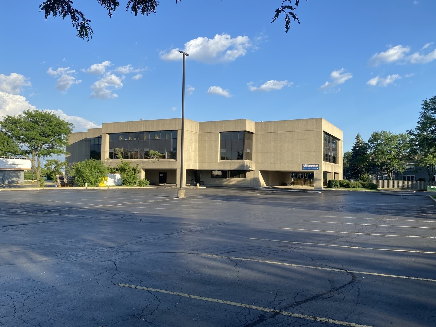 2340 S Highland Avenue #370, Lombard, IL 60148