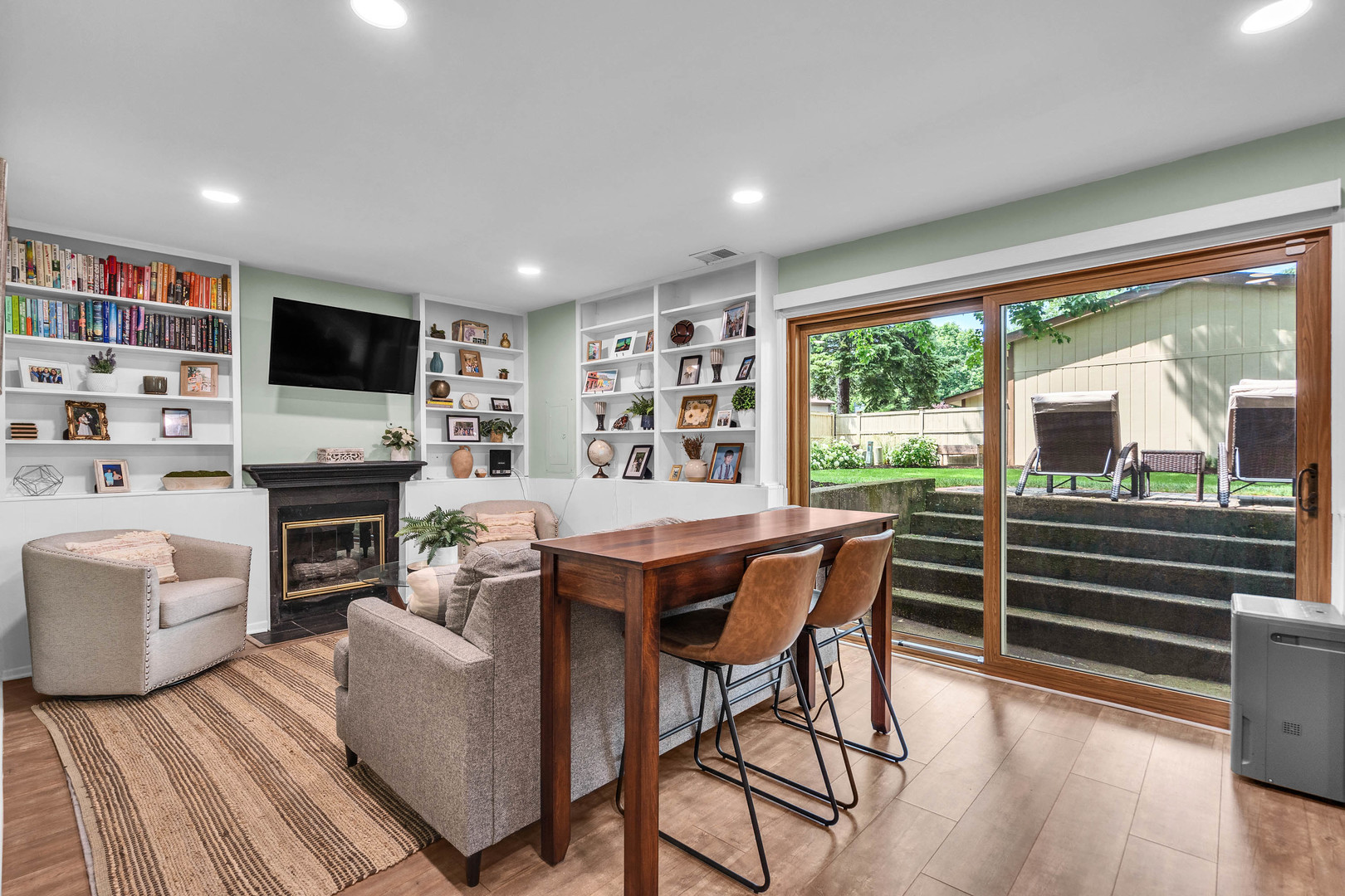 542 Bryce Trail, Roselle, IL 60172